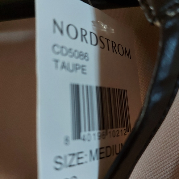 Dirty Ballerina full zip faux leather detail sleeveless dress cream size medium - Picture 3 of 6